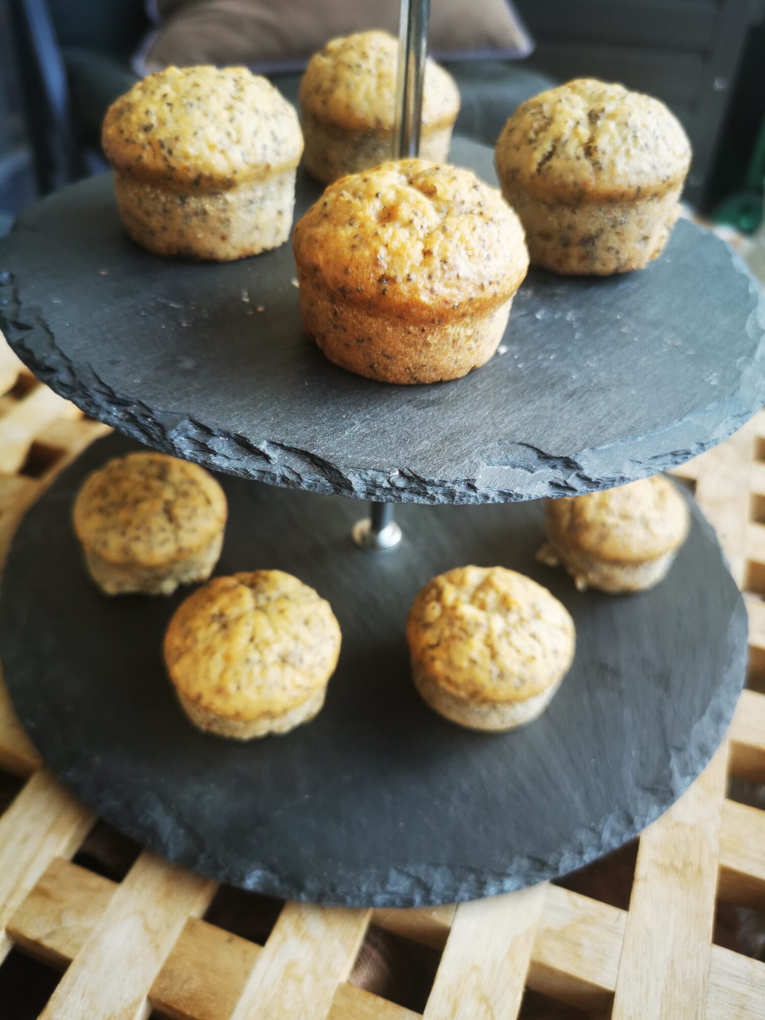 Mini Muffins mit Mohnsamen und Haselnüssen — MyVegAtelier